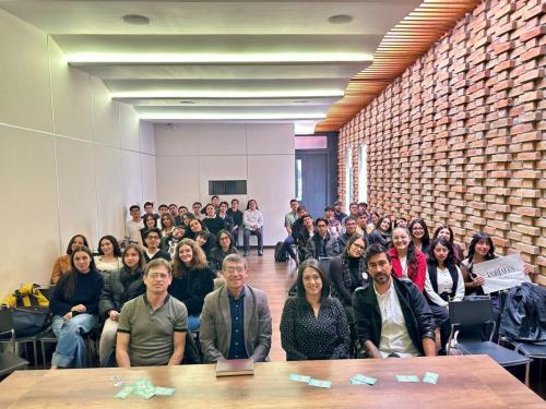 Proyectos interdisciplinarios entre Ciencias de la Computación y Diseño Gráfico